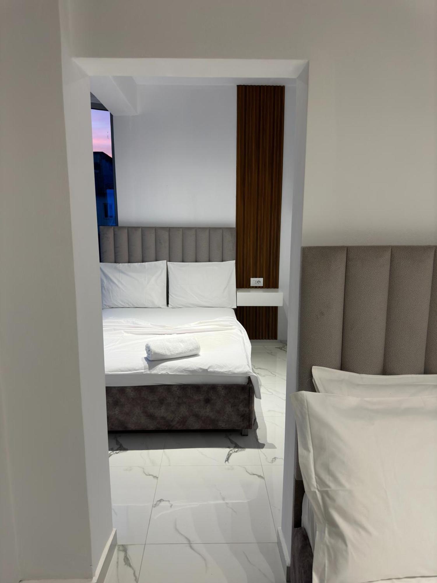 Hotel Elisabet Sarandë 外观 照片