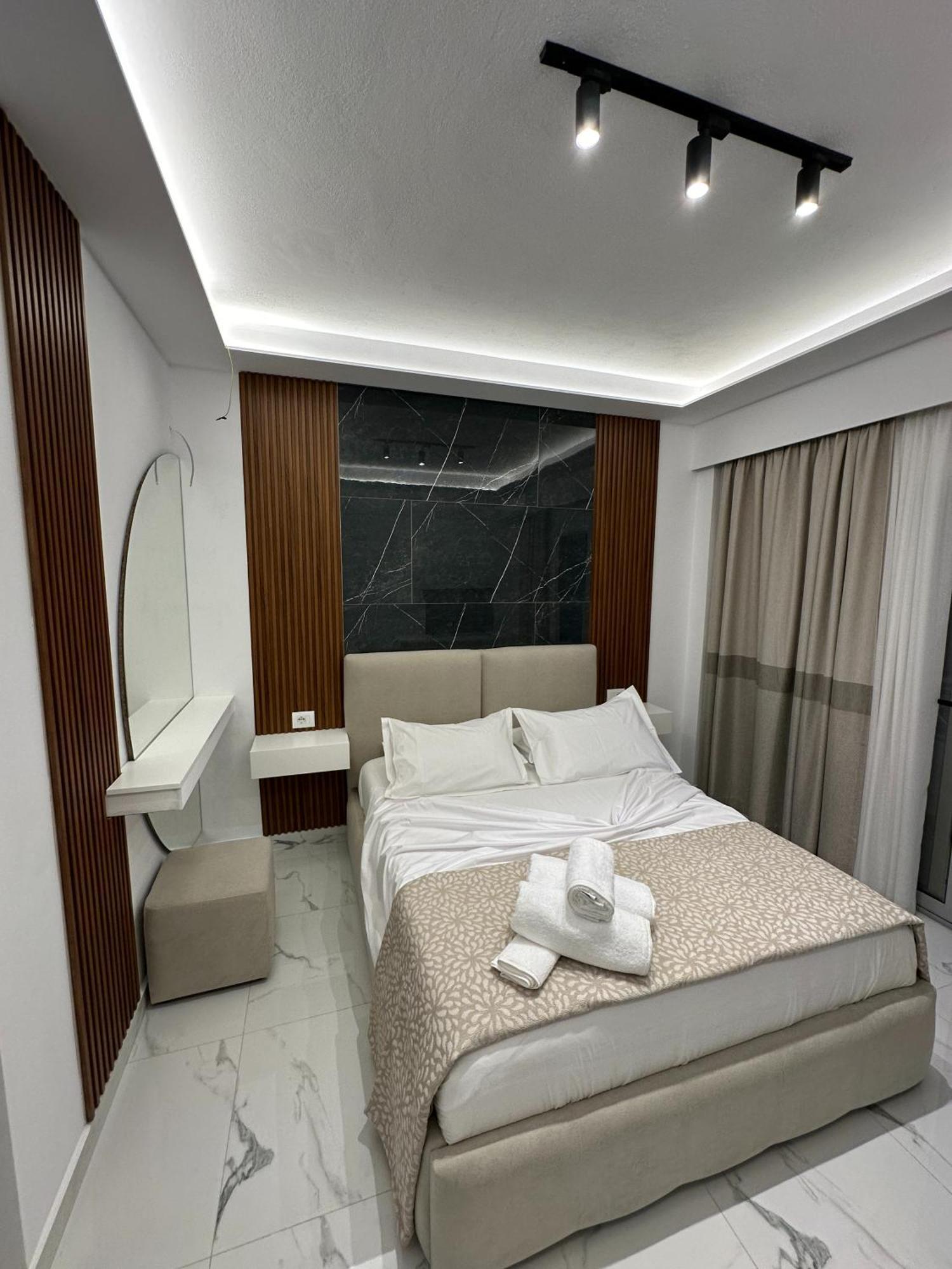 Hotel Elisabet Sarandë 外观 照片