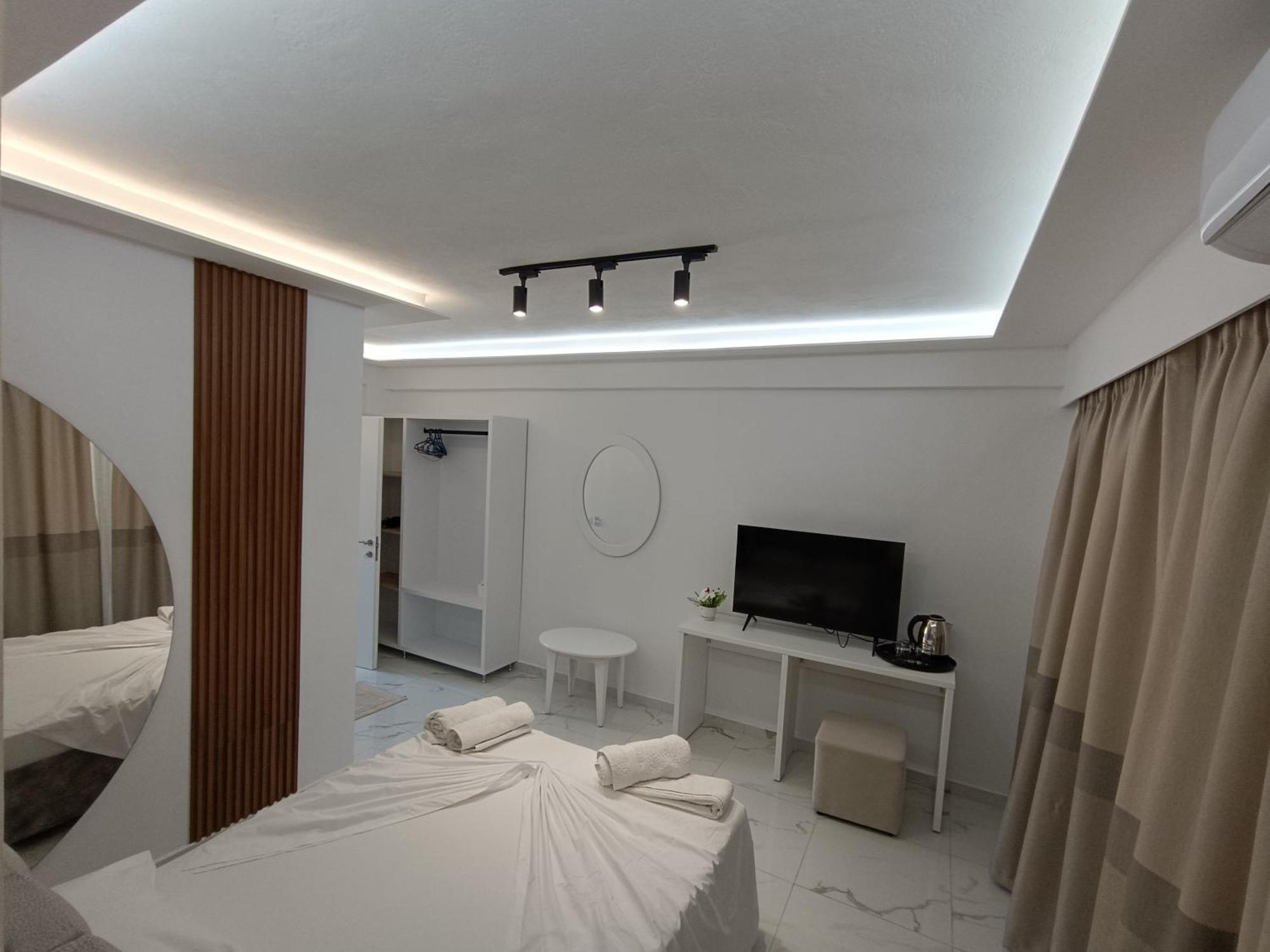 Hotel Elisabet Sarandë 外观 照片