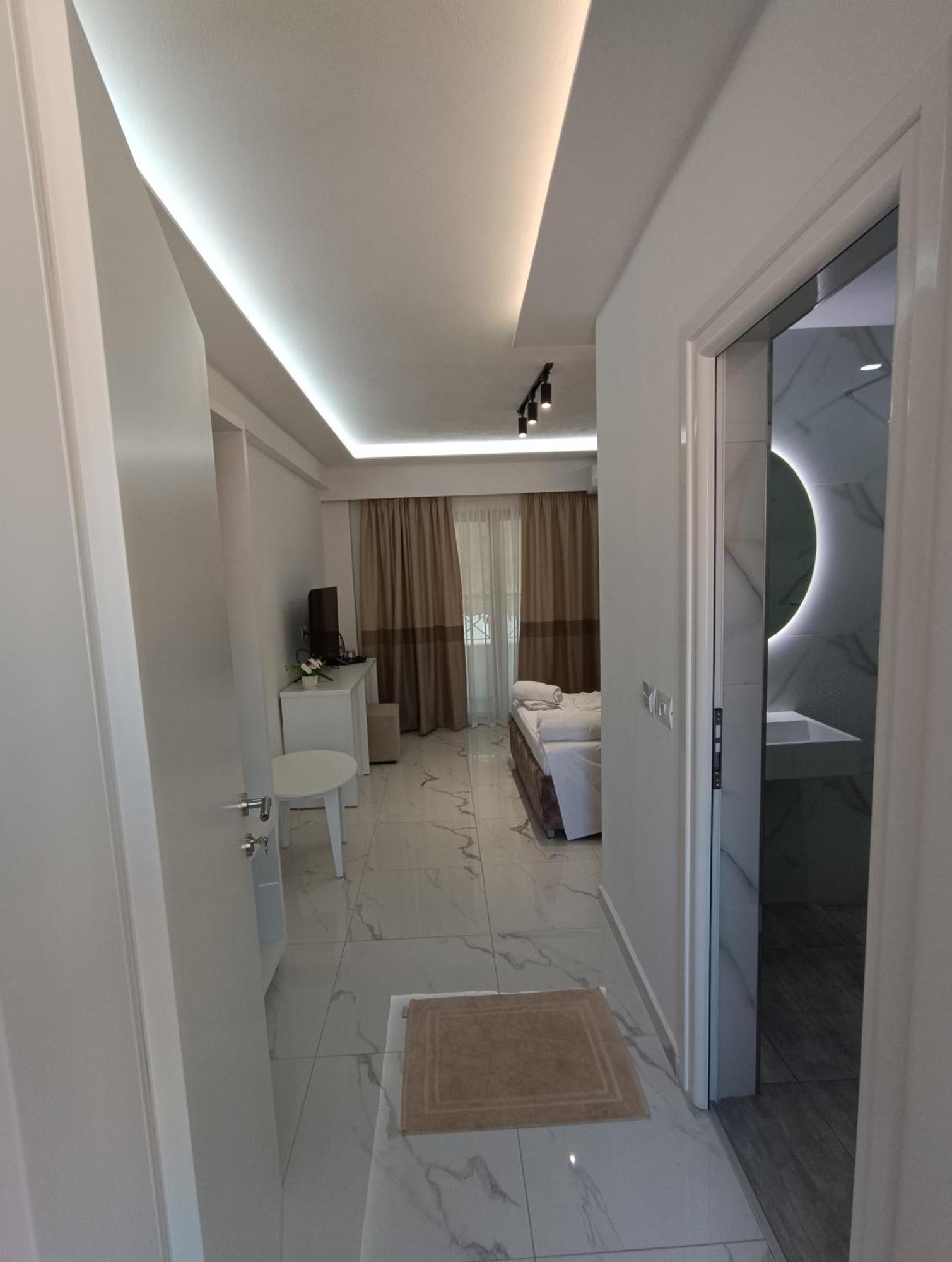Hotel Elisabet Sarandë 外观 照片